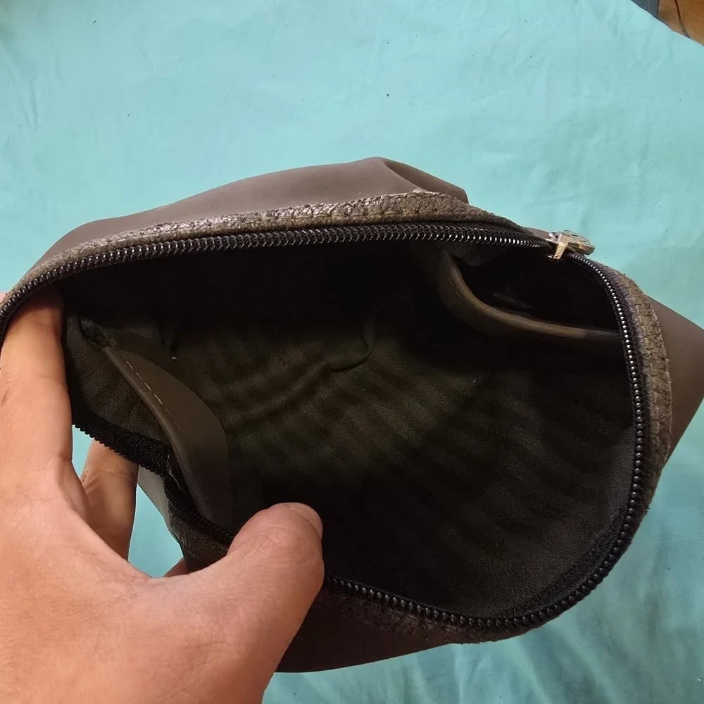 Fendi Brown Cosmetic Bag Durable Fabric Zippered
